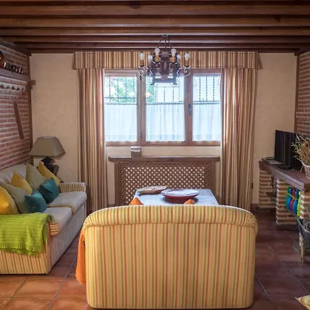 度假居 El Capricho