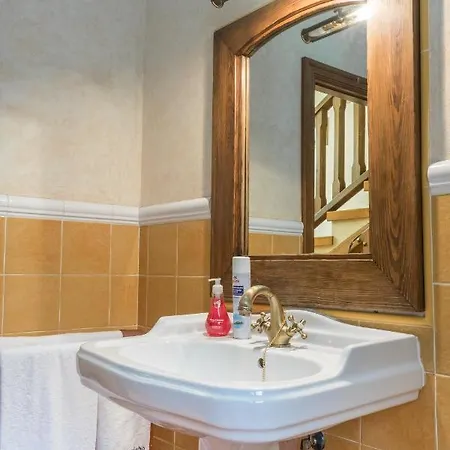 El Capricho * Отеро-де-Эррерос